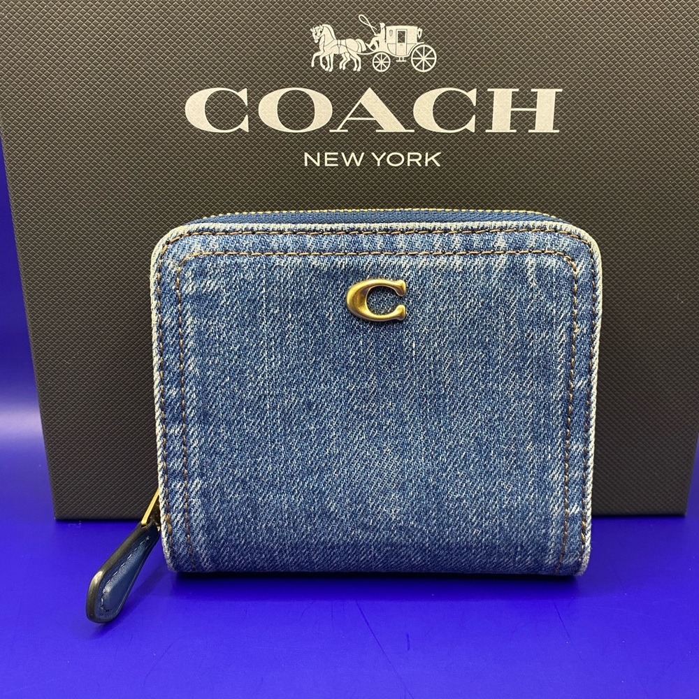 Coach Blue Denim Essential Billfold Wallet